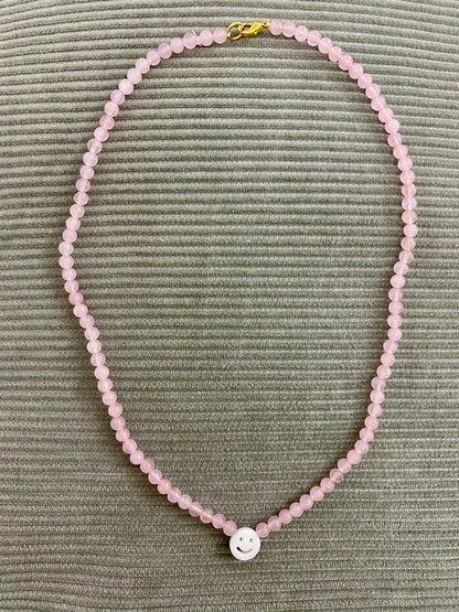 PEACHY & WILD ROSE QUARTZ SMILEY FACE NECKLACE