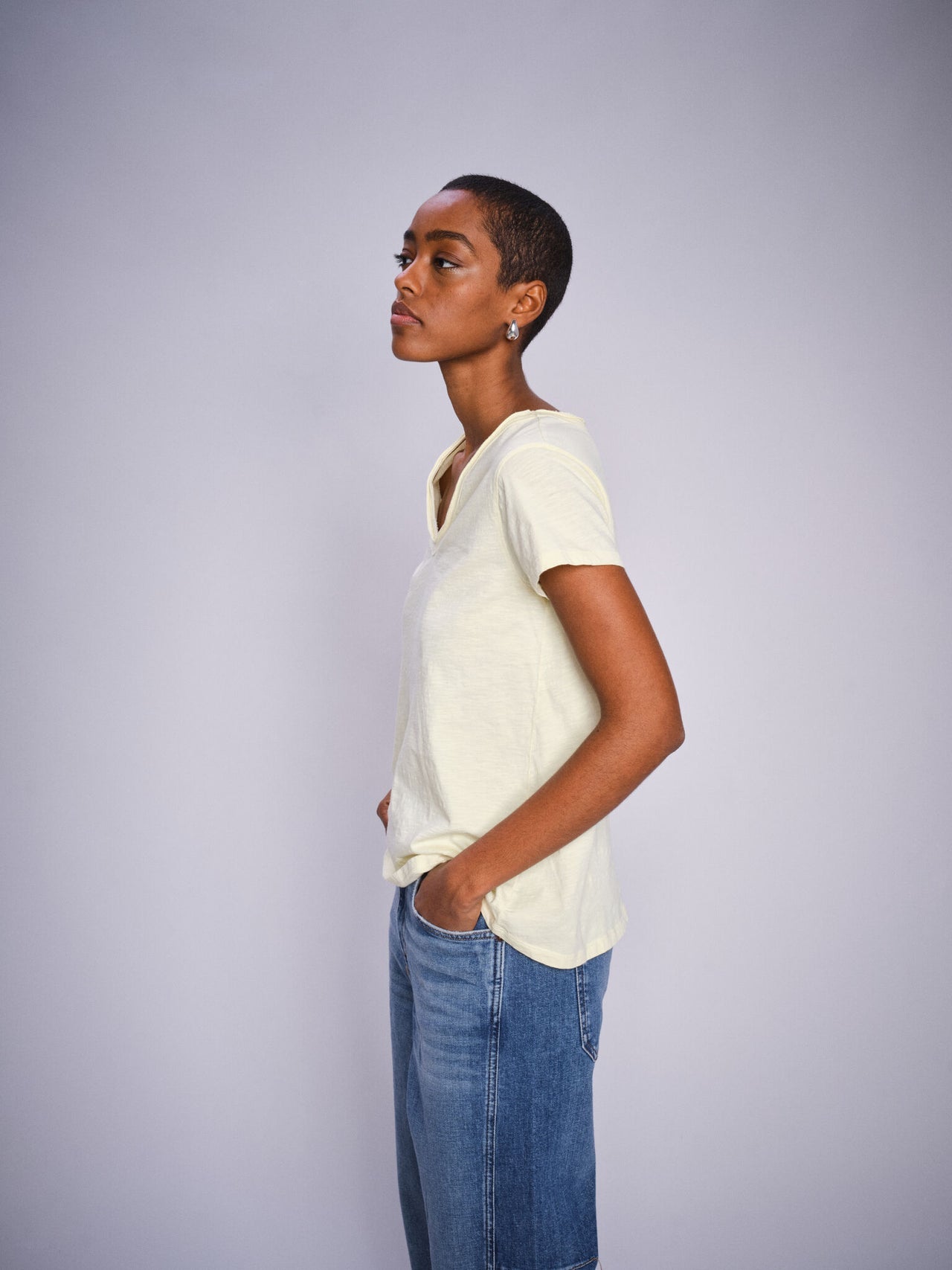 TULLI V-SS BASIC TEE