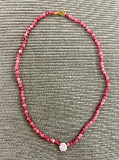 PEACHY & WILD PINK CHALCEDONY STONE SMILE FACE NECKLACE
