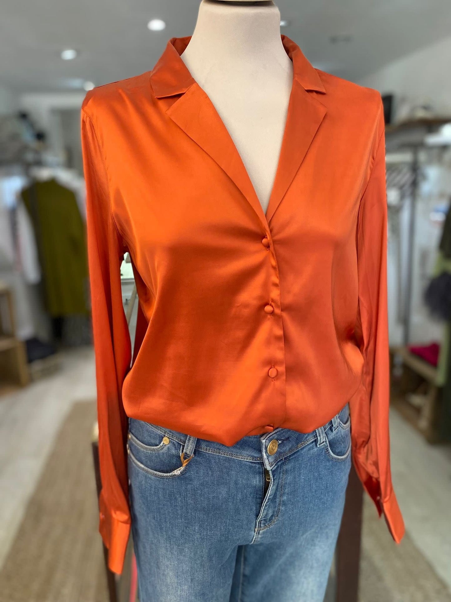FINLEY SATIN SHIRT